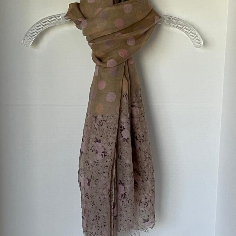 Pretty Persuasions Scarf- NWT